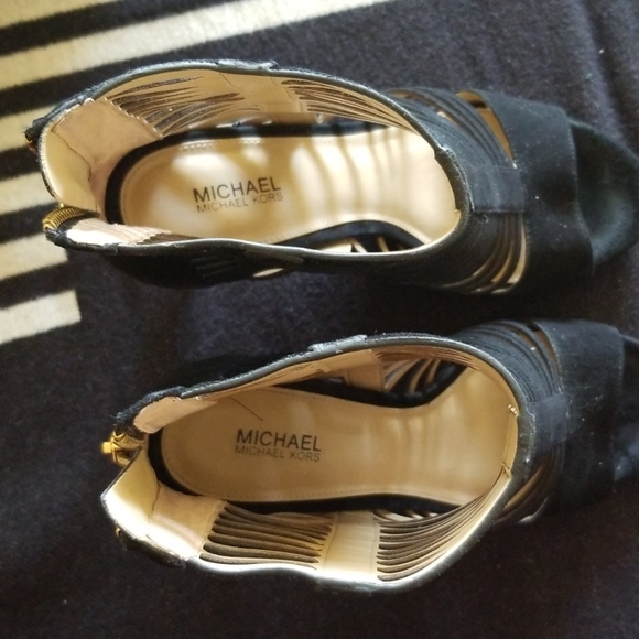 Michael Kors odelia bootie suede - Picture 7 of 8